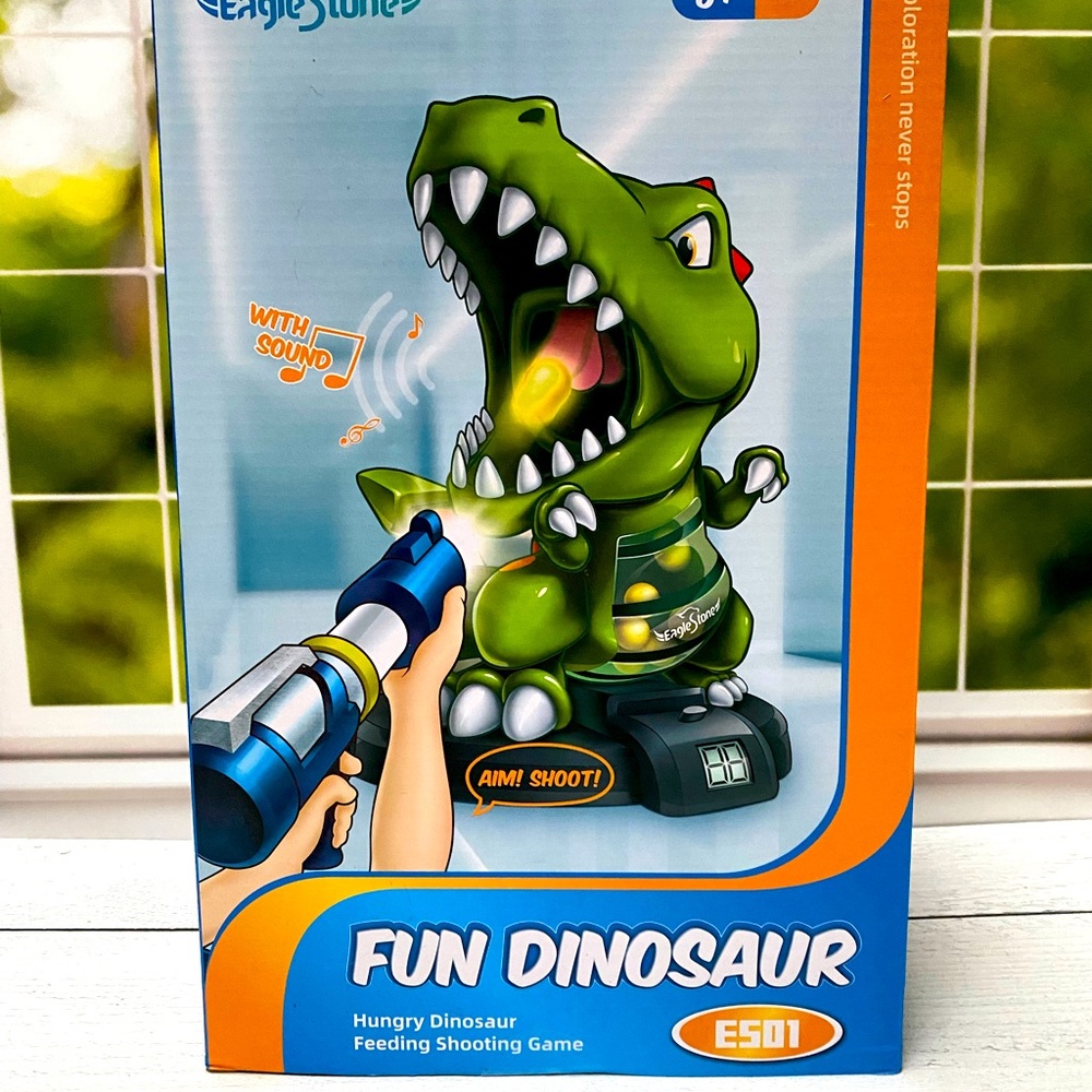 NIB Dinosaur Shooting Toys for Kids Target Shooting Games Air Pump Gun